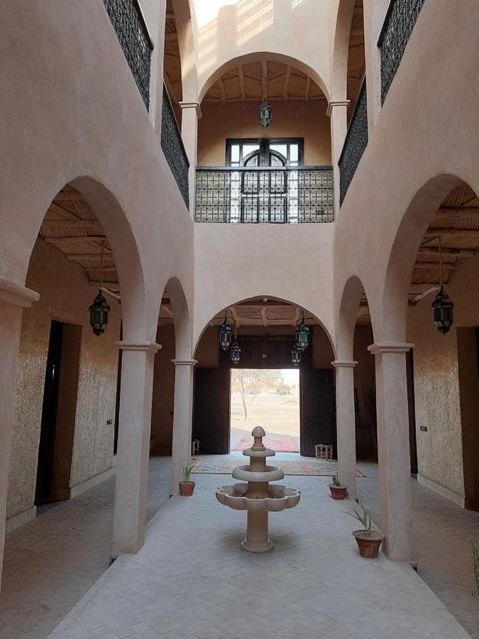 Riad Caravasar Merzouga Exteriér fotografie